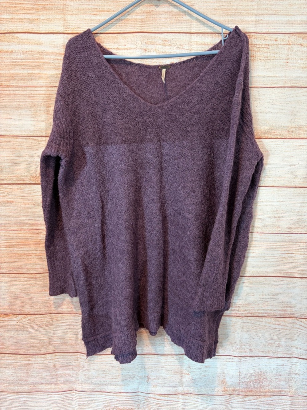 Free People Oversized V-Neck Sweater in Plum like new fits sm and Md